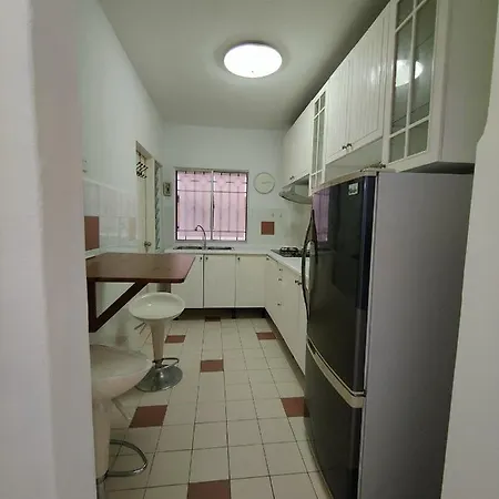 Nahara Homestay Petaling Jaya Exterior photo